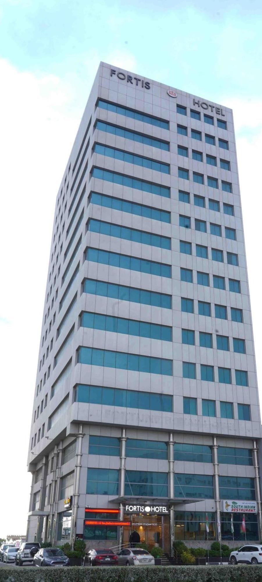 Fortis Hotel Fujairah Buitenkant foto